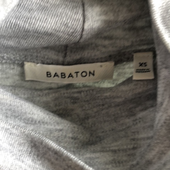 Aritzia Babaton
New Slim Turtleneck XS #79810 - Picture 5 of 7